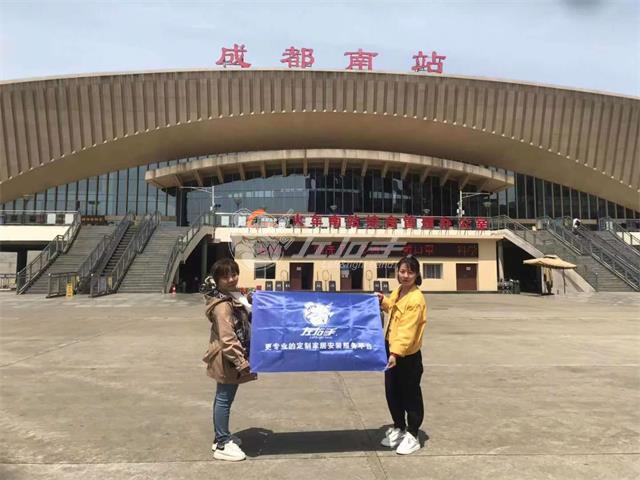 馬不停蹄，成都之行左右手總部拜訪商家進行中