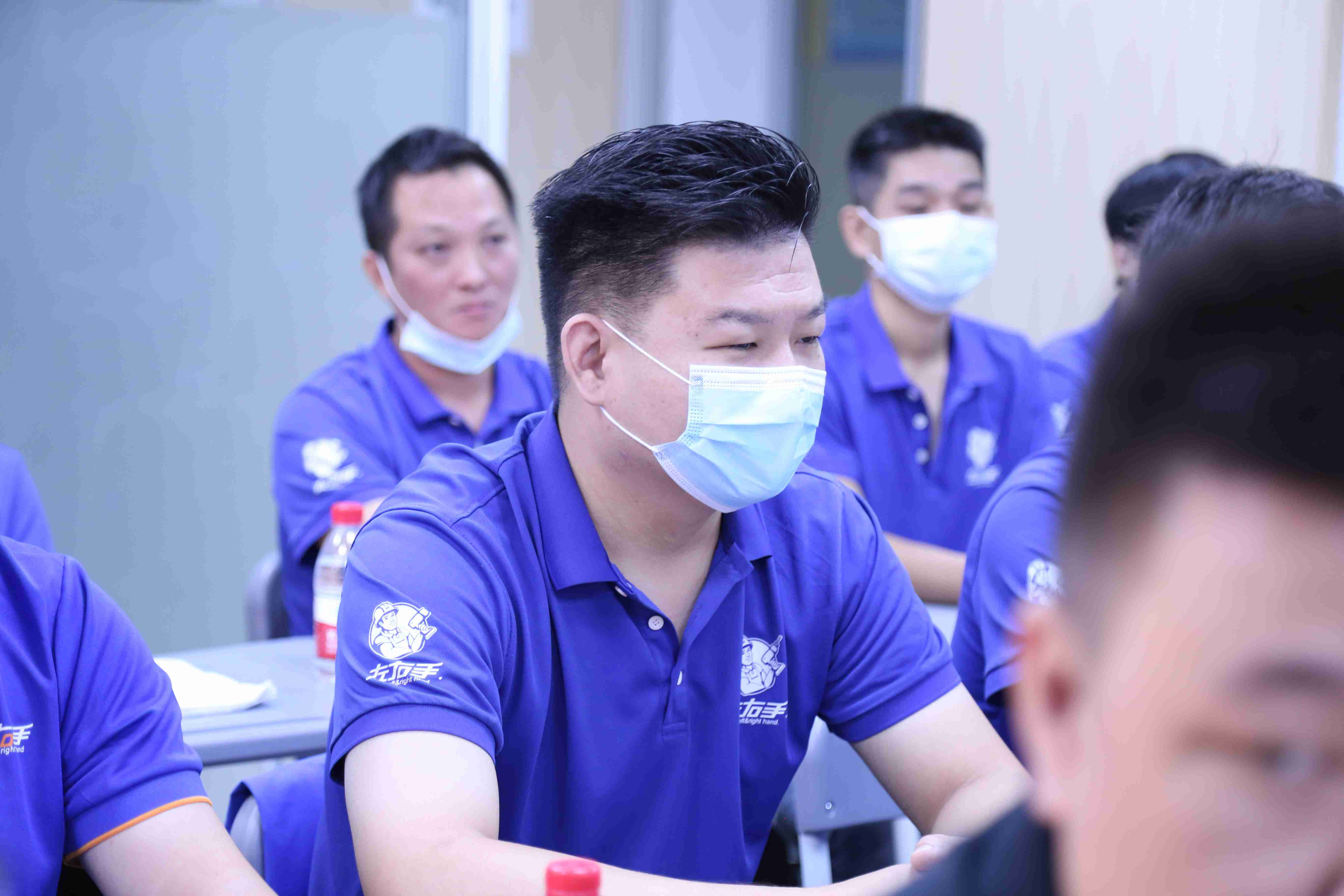 左右手深圳商學院畢業學員 左右手深圳商學院畢業學員